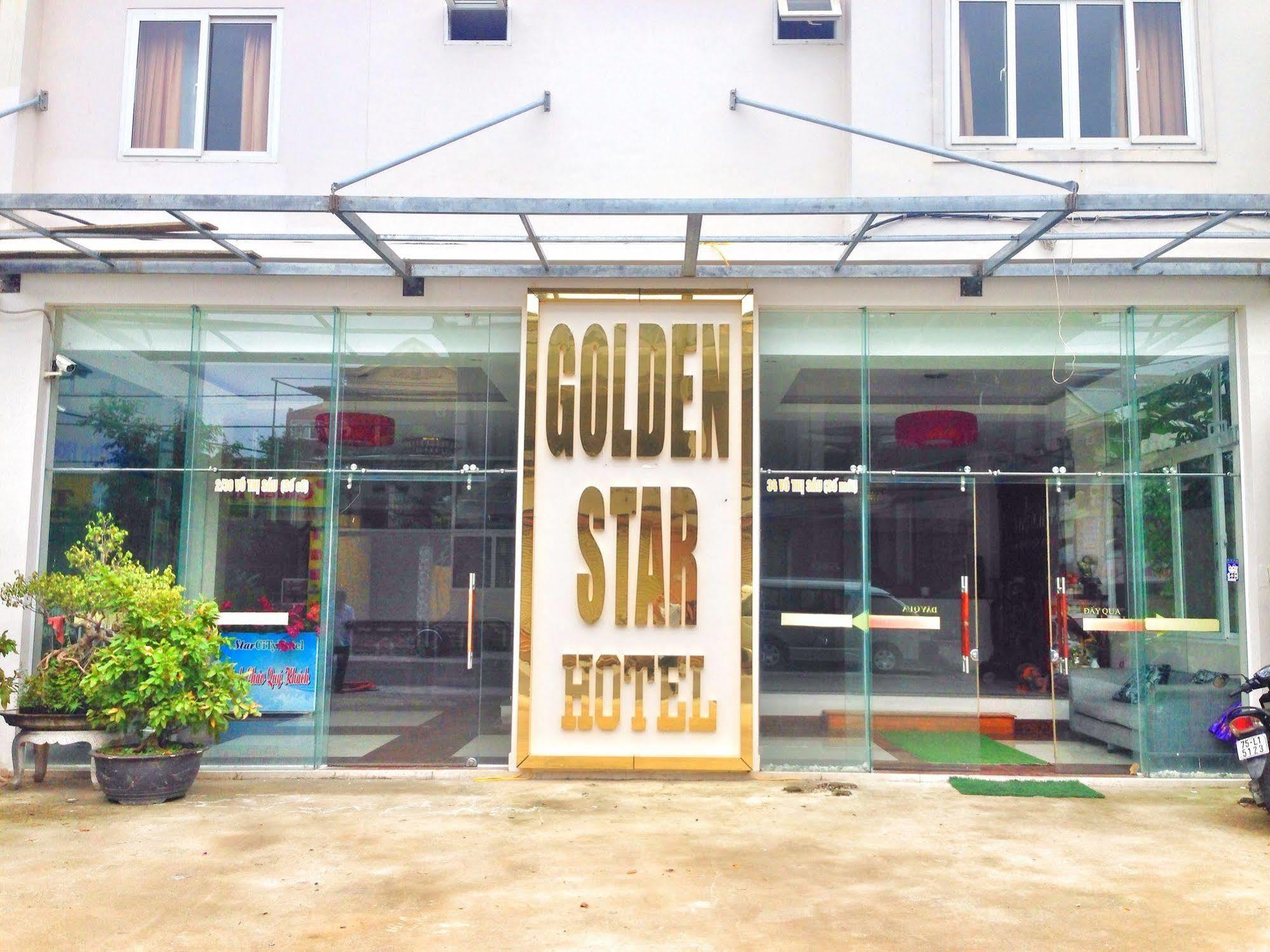 Golden Star Hotel Hue Buitenkant foto